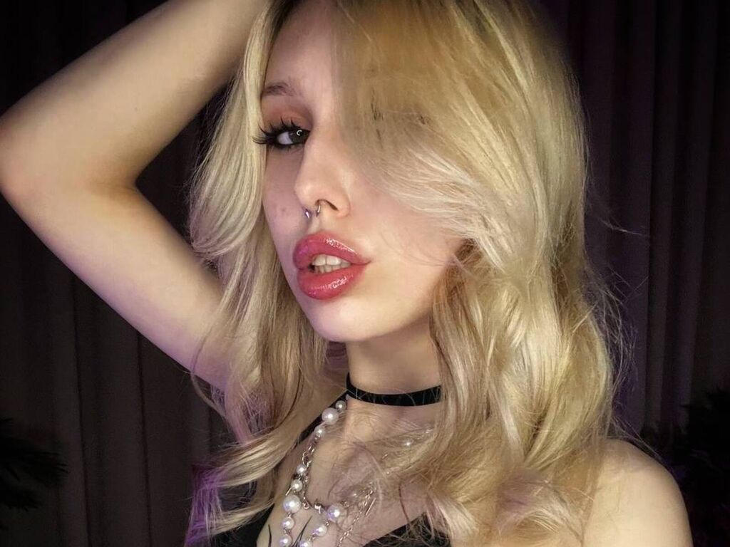 Free Naked BrittBlakeman