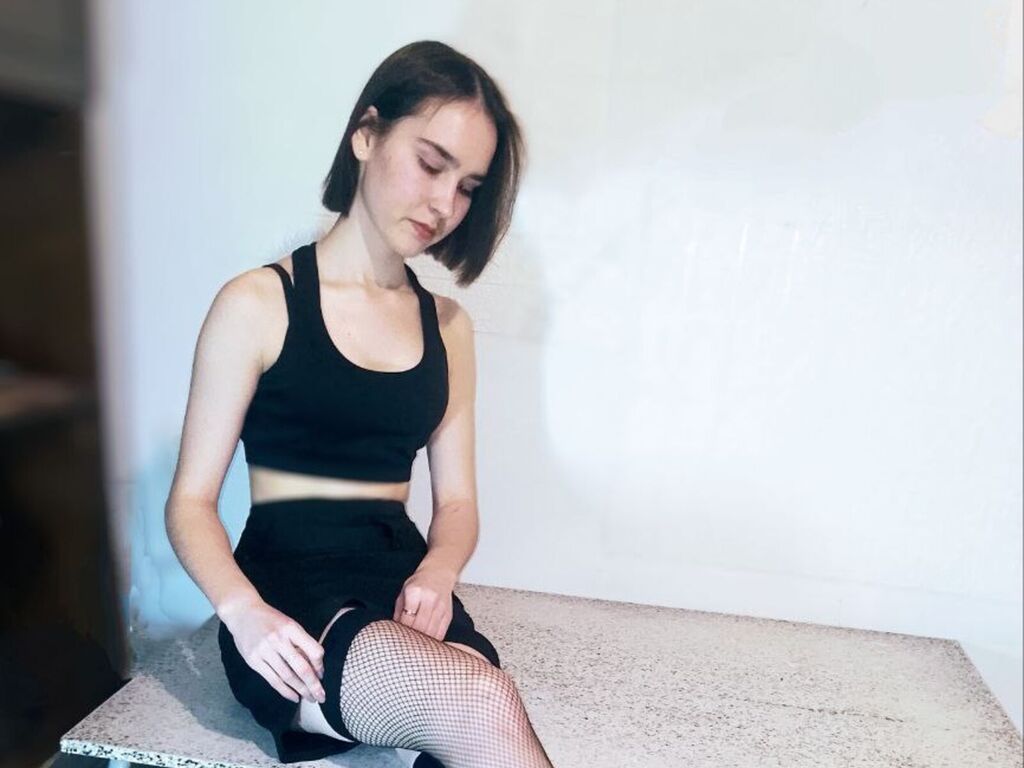 Free Naked MariamEdgin